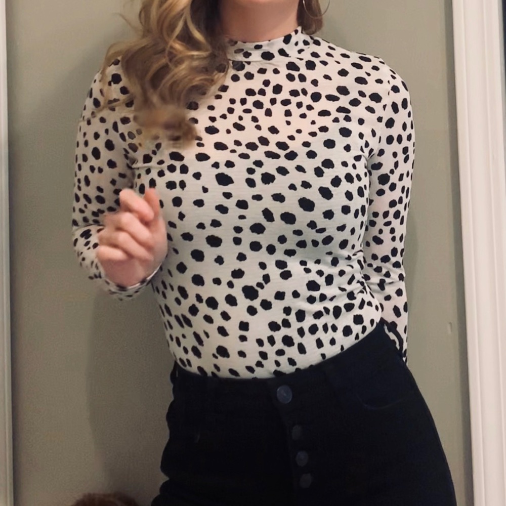Dalmatian long sleeve too small